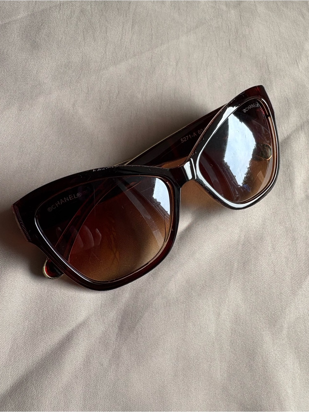 CHANEL Brown Gradient Cat-Eye Sunglasses
